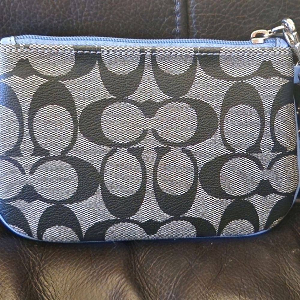 Coach Print Wristlet - Picture 2 of 3